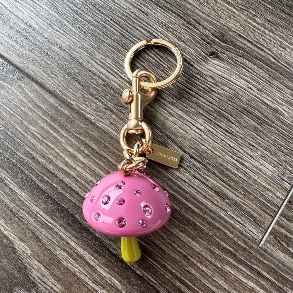 Coach Pink Mushroom Bag Charm Keychain NEW - Picture 2 of 2